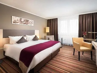 Leonardo Center Hotel 4*