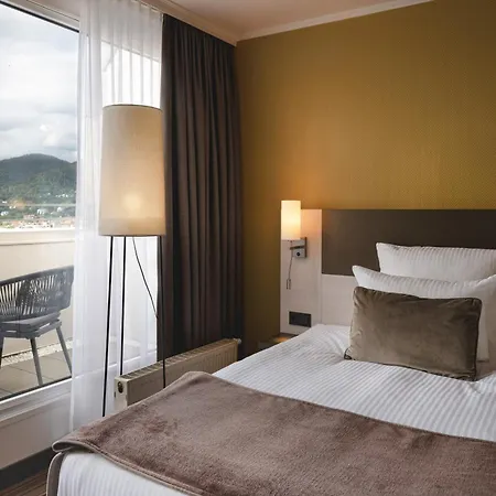 Leonardo Center Hotel 4*