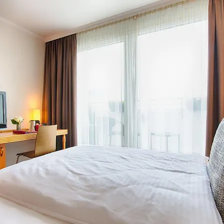 Leonardo Center Hotel