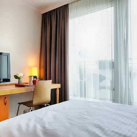 Leonardo Center Hotel 4*